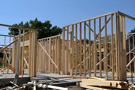 What Do 2×4 and 2×6 Actually Mean?